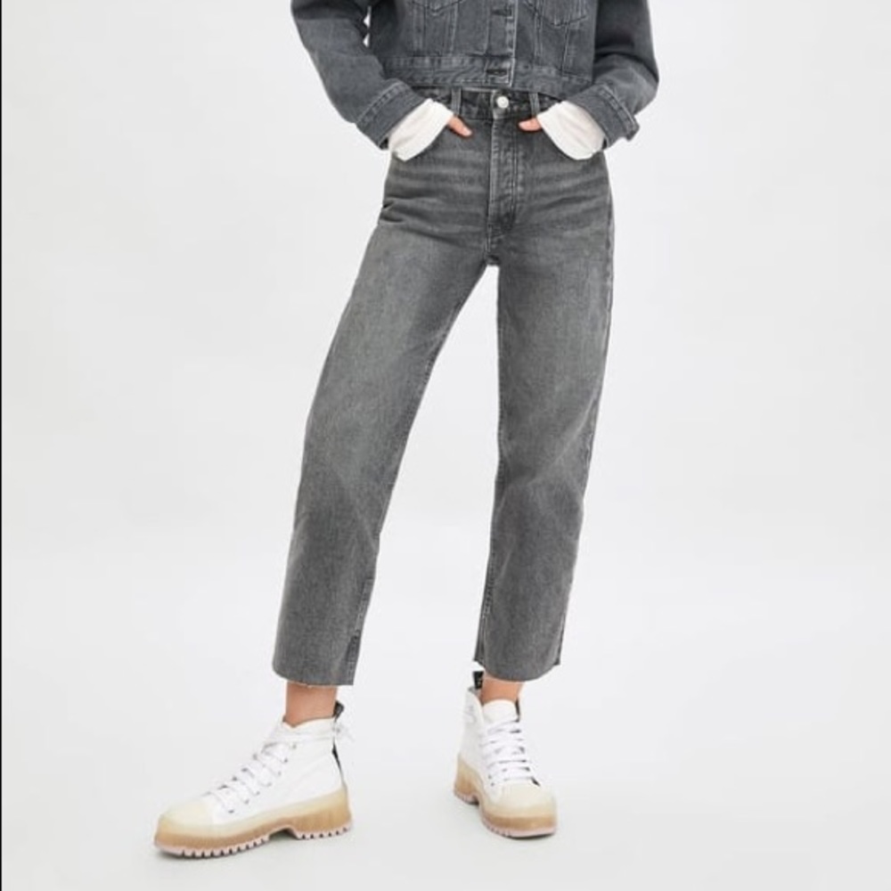 ZARA Straight Leg Mid-Rise Button Fly Jeans